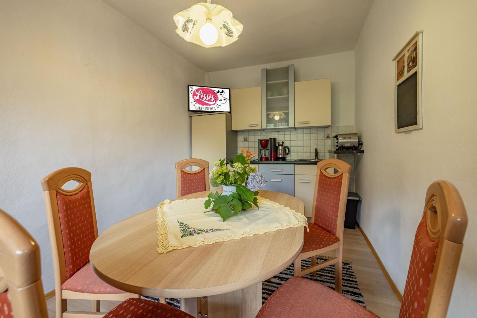 Lissis Bauernhof Appartments Gundersheim Екстер'єр фото
